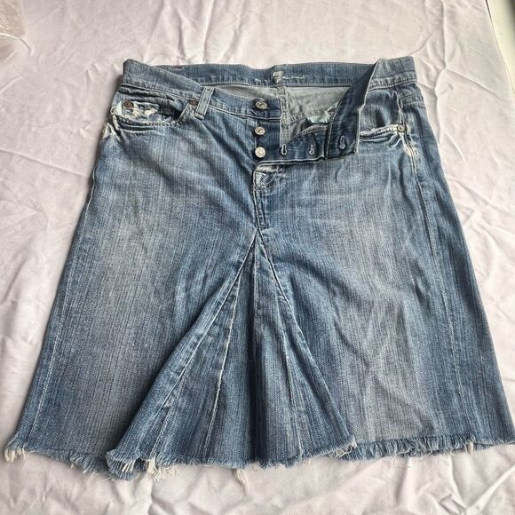 Y2K 7 for All Mankind Womens Jean Skirt Size 29 Button Fly Denim Pleated Raw Hem - Picture 5 of 16